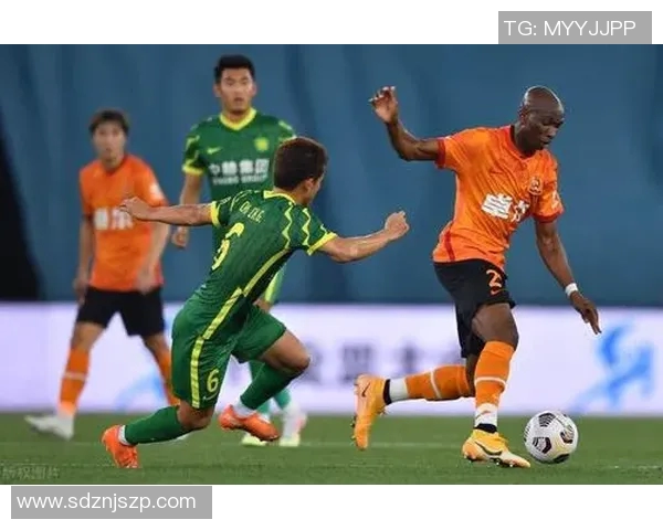 东北联与高阿的激烈对决引发球迷热议赛季前景分析与展望