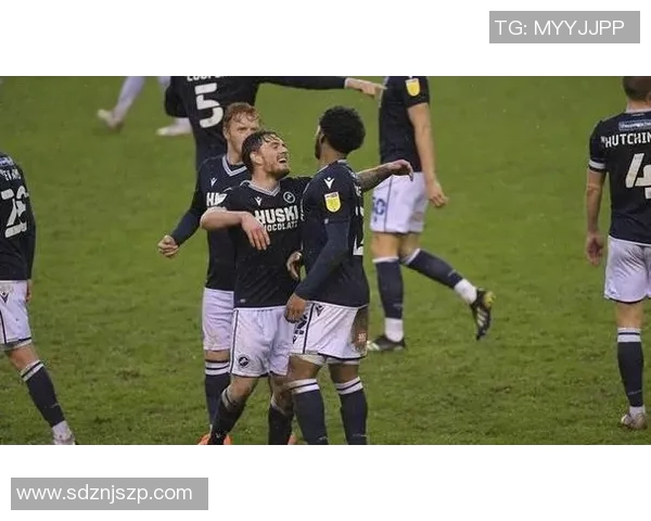 女王公园巡游对阵哈德斯的精彩对决分析与赛后点评