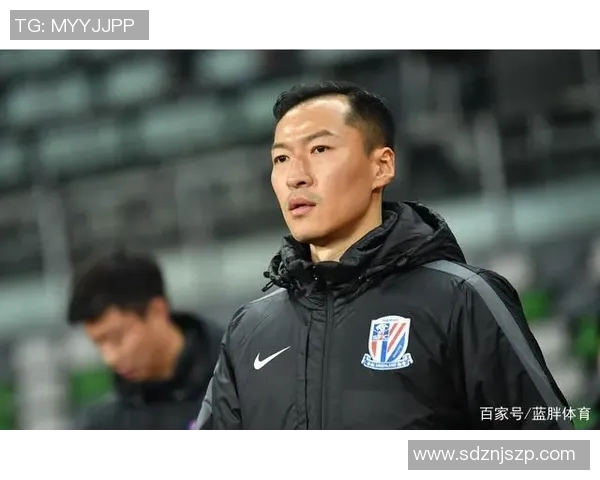 国足表现堪忧与臭豆腐齐名引发球迷热议与反思